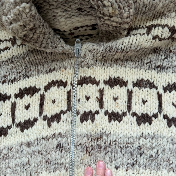 Handmade Vintage Siwash Cowichan Knit Wool Sweater - Picture 5 of 10